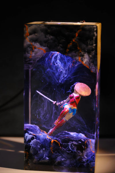 Wonder Woman Resin Lamp