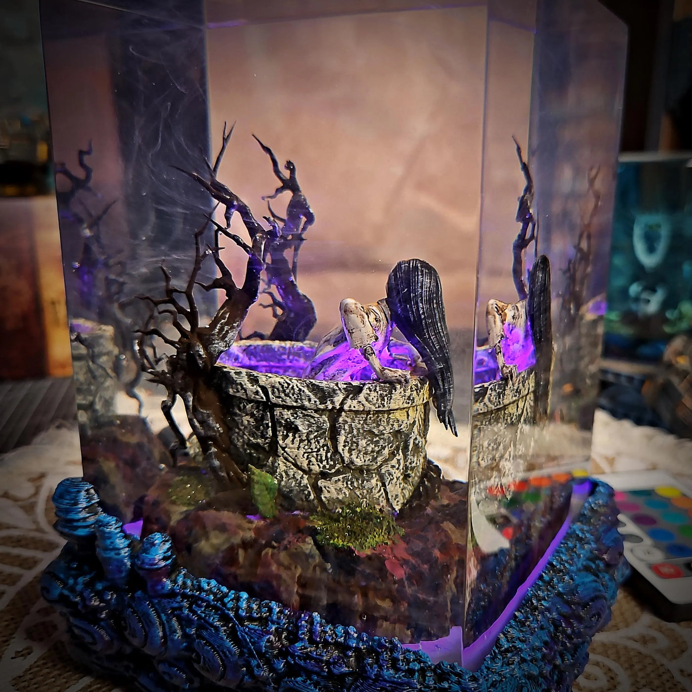 Amamura Sadako Ring Resin Lamp