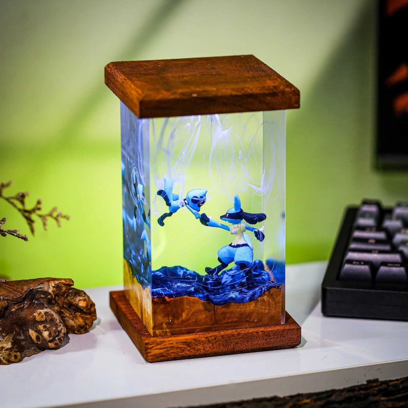 Lucario & Riolu Pokémon Resin Lamp