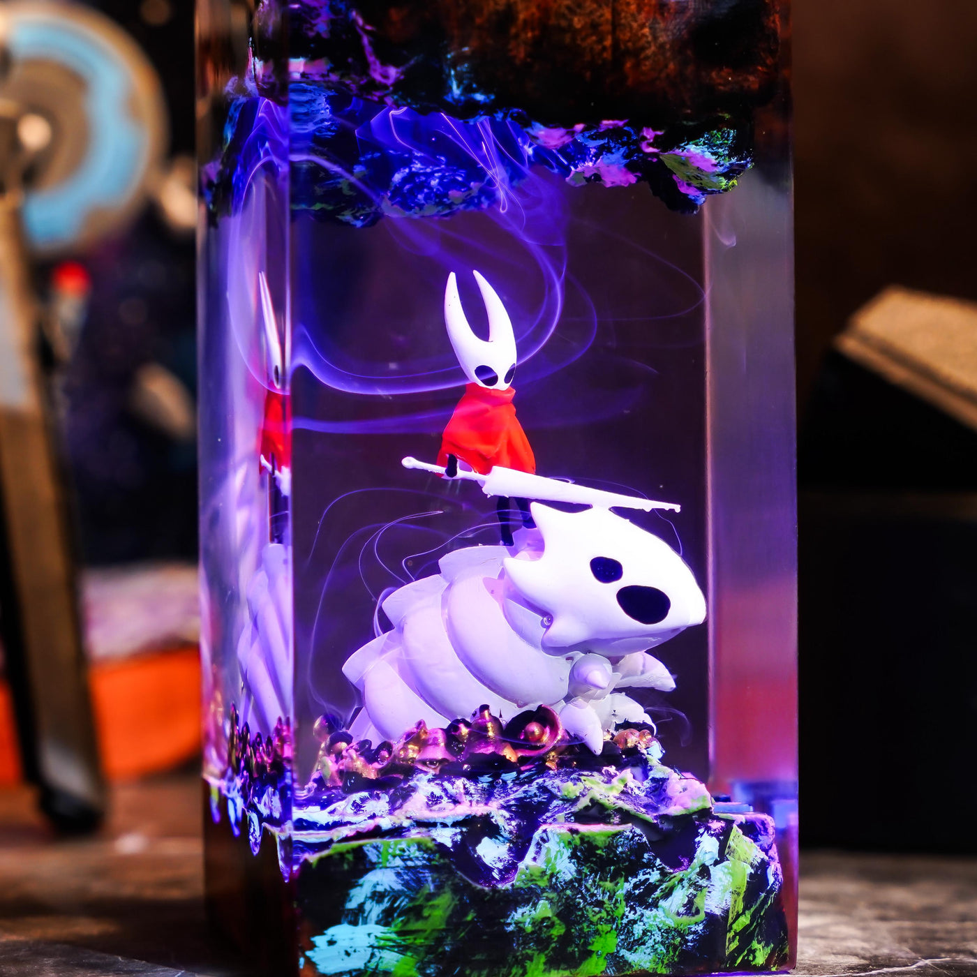 Silksong Hornet & Bell Beast Hollow Knight Resin Lamp