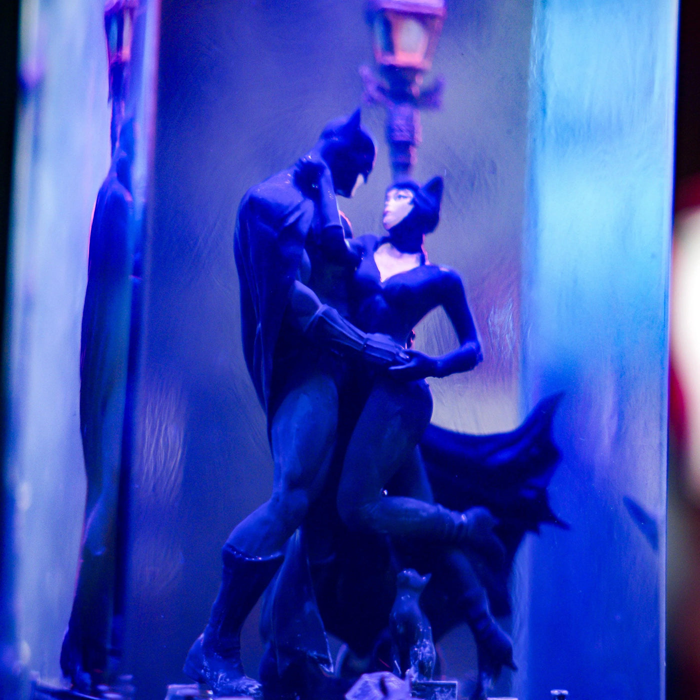 Batman & Catwoman DC Comics Resin Lamp