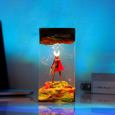 Hornet Hollow Knight Resin Lamp