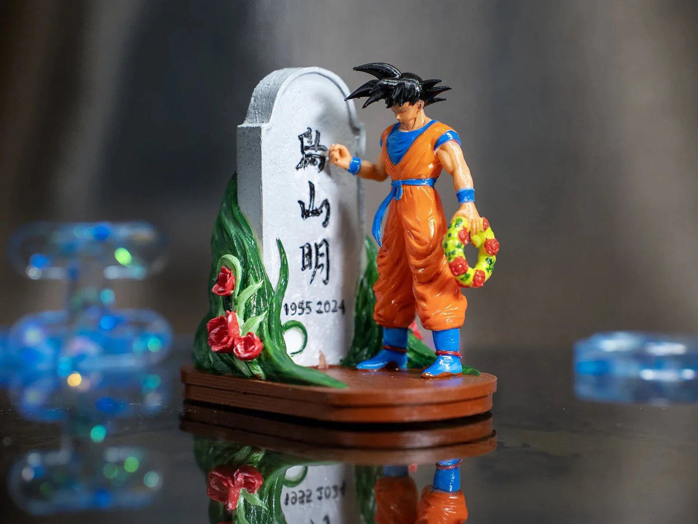 Goku Visiting Grandpa Gohan Resin Lamp