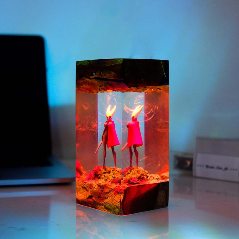 Hornet Hollow Knight Resin Lamp