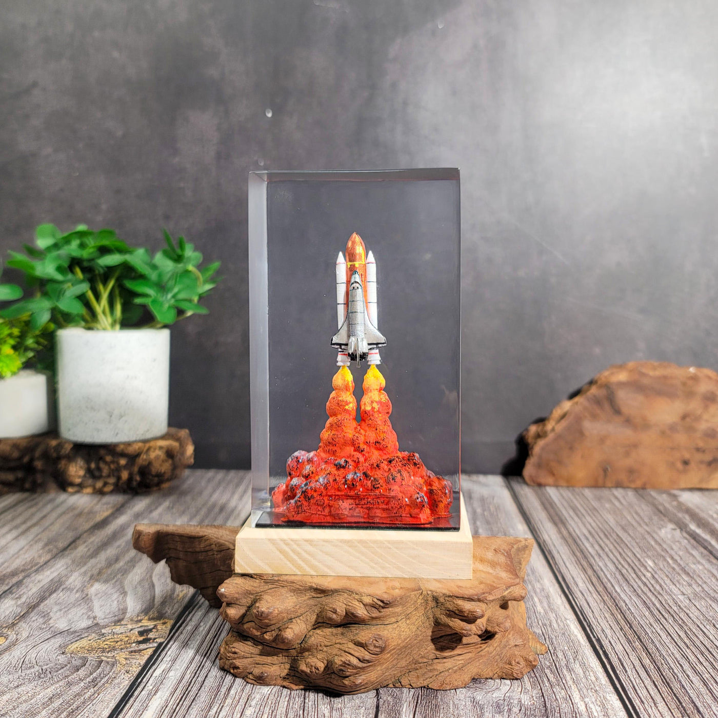 Rocket Launch Resin Lamp