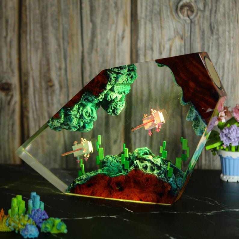 Axolotl Minecraft Resin Lamp
