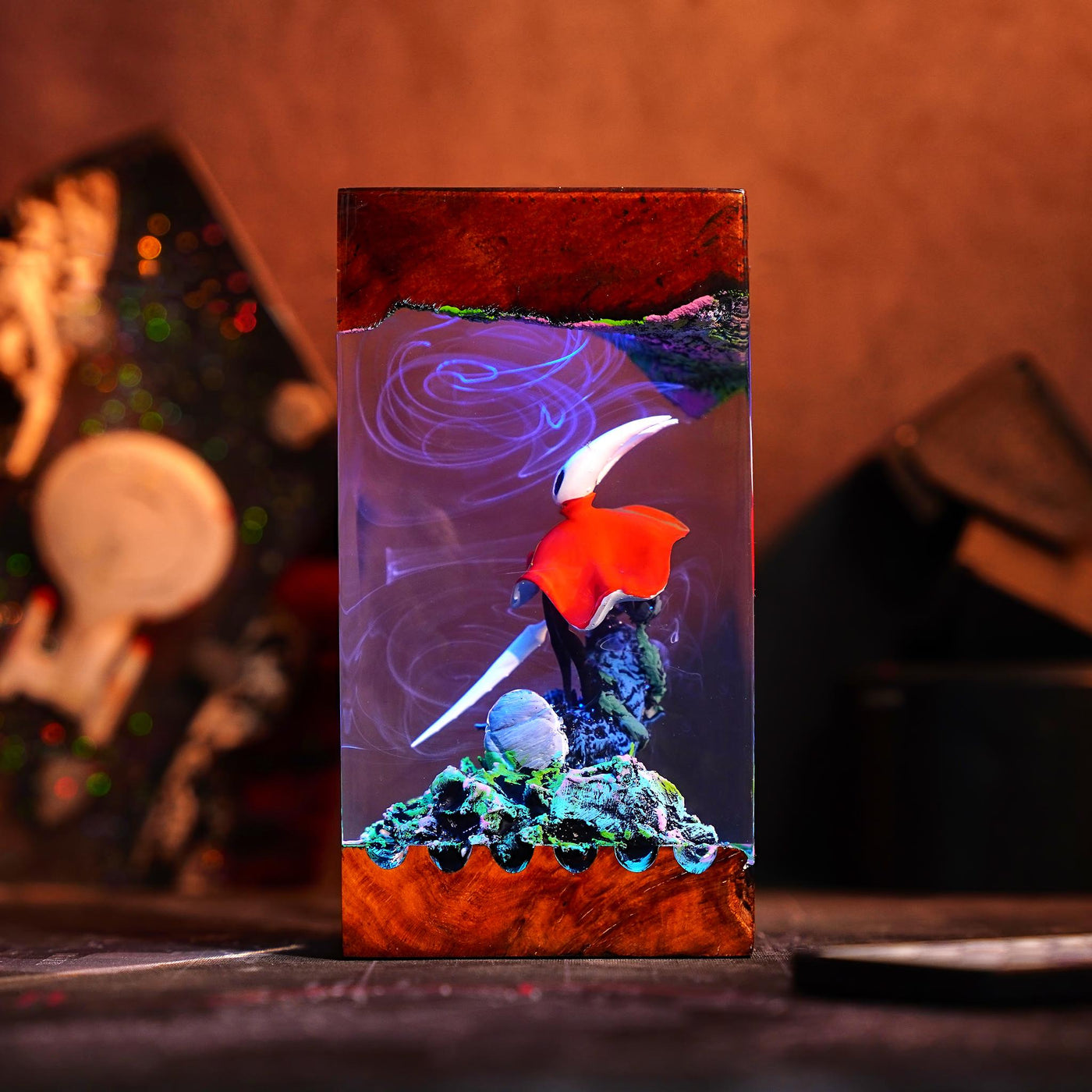 Silksong Hornet Hollow Knight Resin Lamp