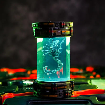 Facehugger Alien Resin Lamp