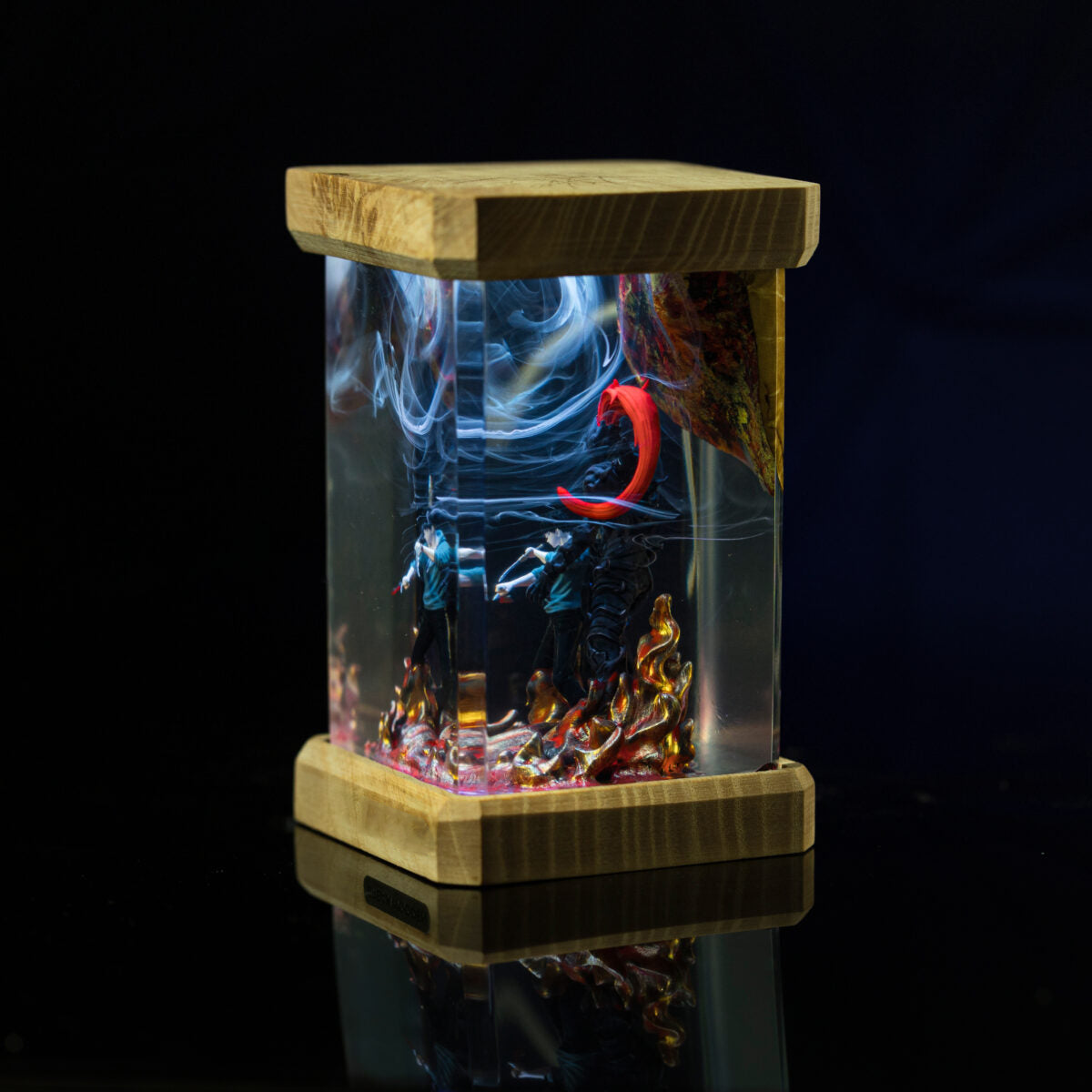 Sung Jin Woo Resin Lamp