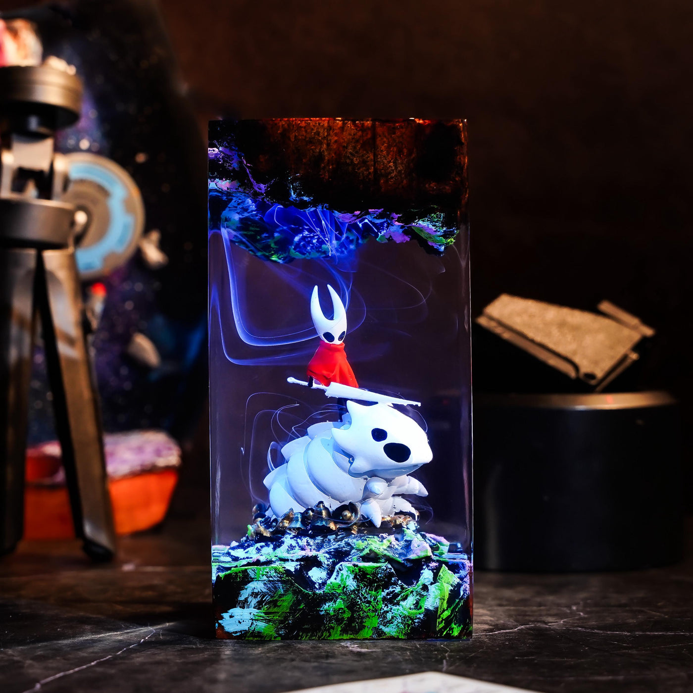 Silksong Hornet & Bell Beast Hollow Knight Resin Lamp