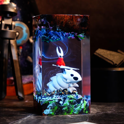 Silksong Hornet & Bell Beast Hollow Knight Resin Lamp