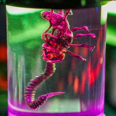 Facehugger Alien Resin Lamp