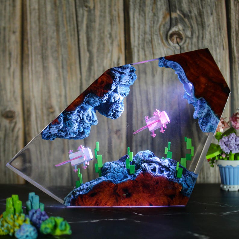 Axolotl Minecraft Resin Lamp