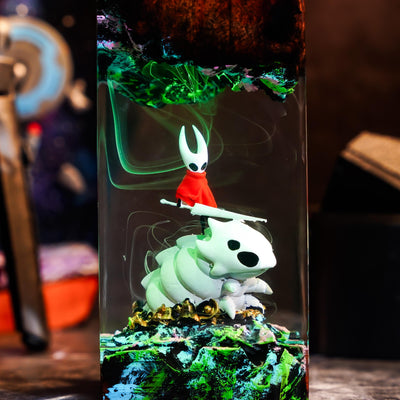 Silksong Hornet & Bell Beast Hollow Knight Resin Lamp