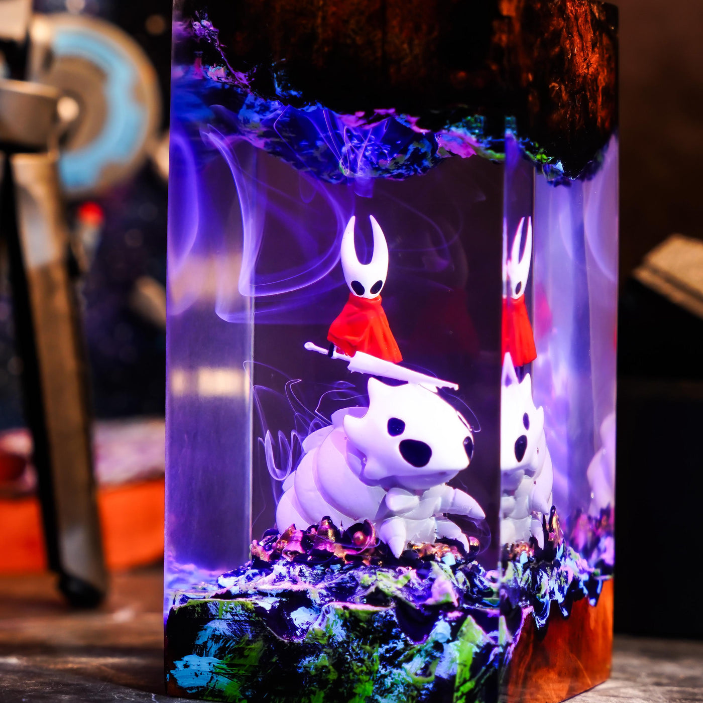 Silksong Hornet & Bell Beast Hollow Knight Resin Lamp
