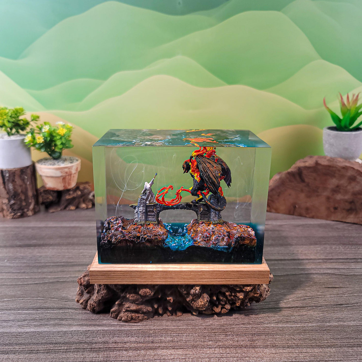 Bridge Battle Scene Lamp