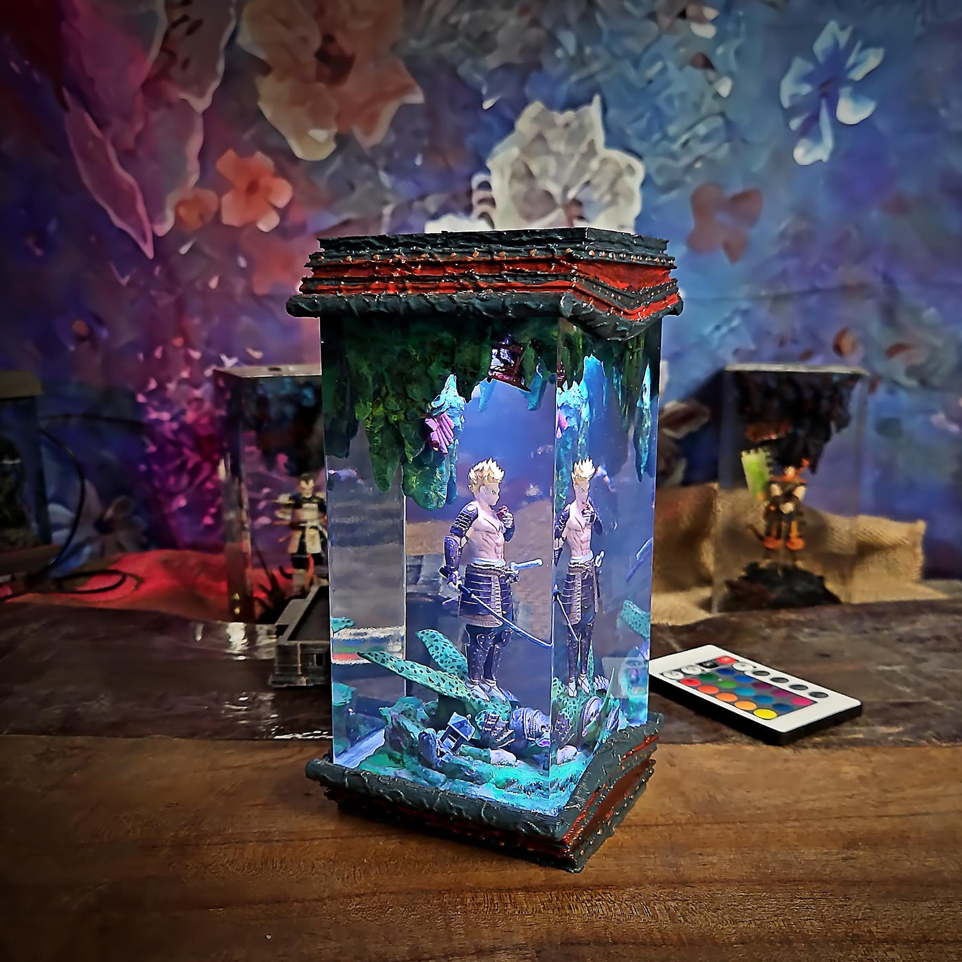 Trunk Shogun resin lamp