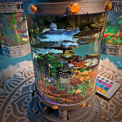 Shipwreck Ocean Diorama Resin Lamp