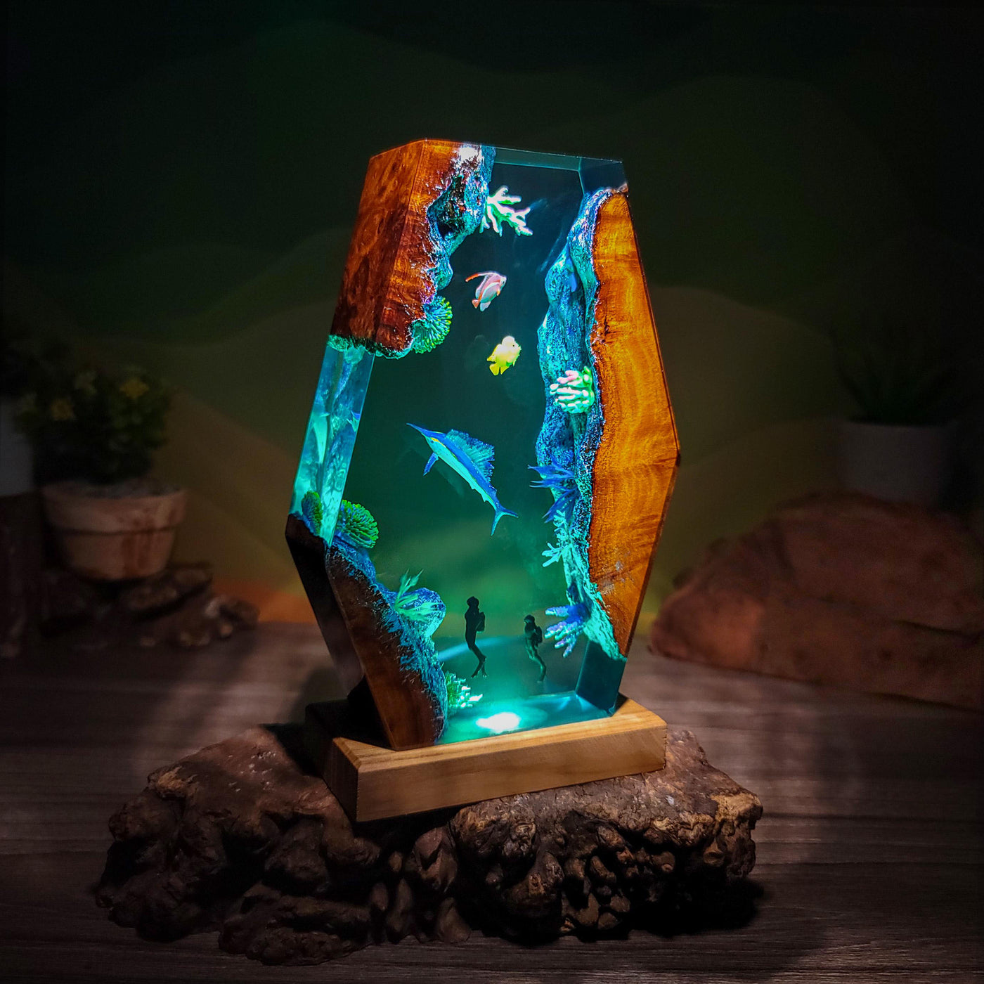 Ocean Resin Lamp
