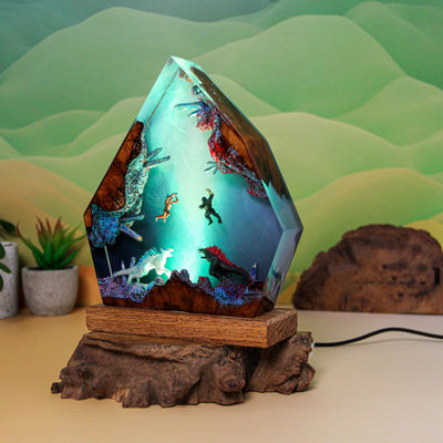 Kong vs Skar King Resin Lamp