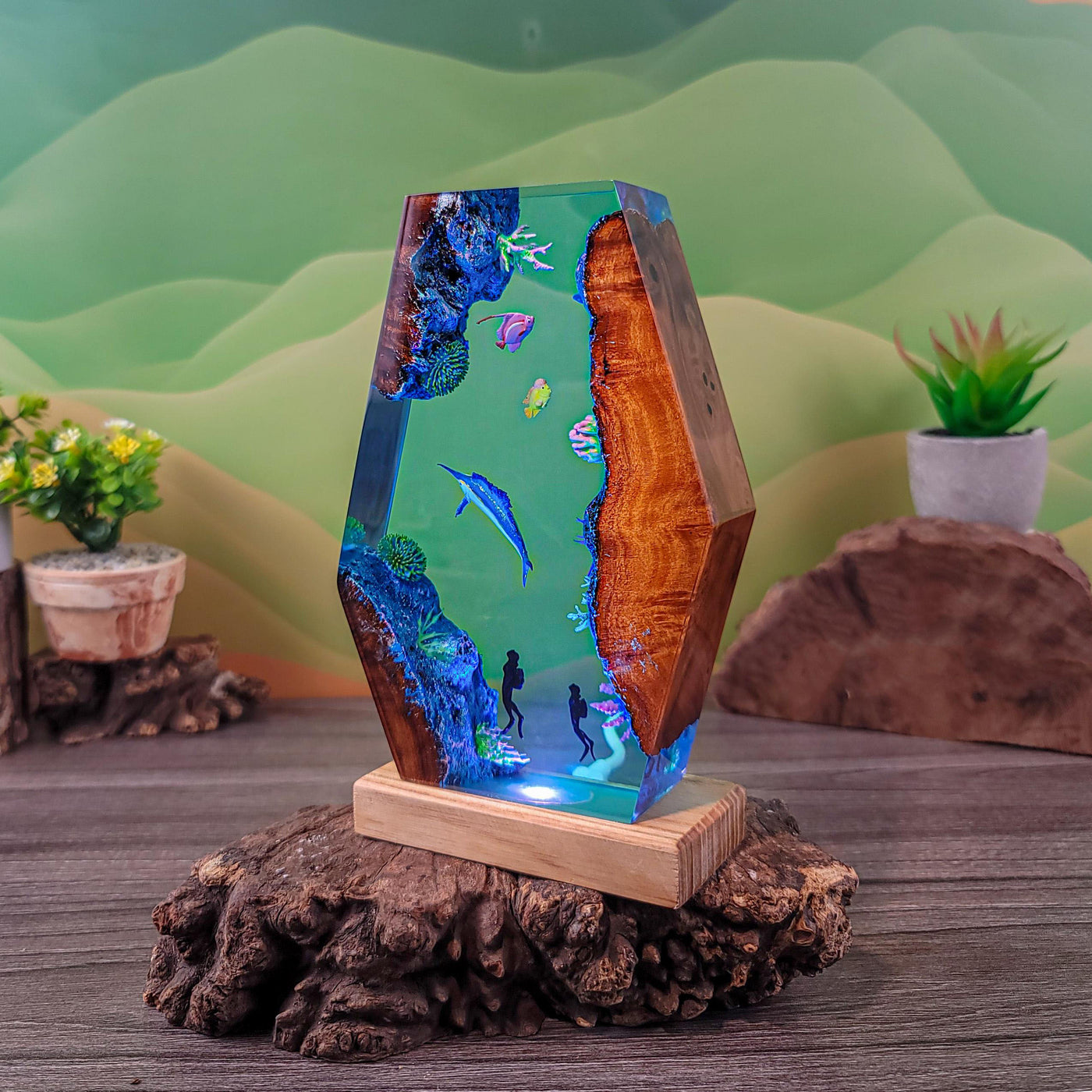 Ocean Resin Lamp