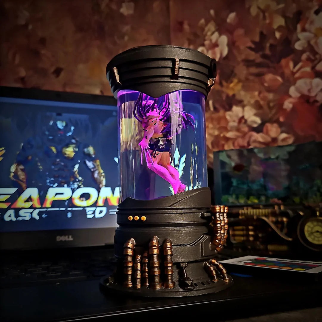 Wolverine Chamber Resin Lamp