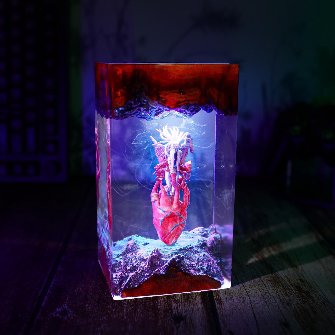 Jenova FF7 Final Fantasy Resin Lamp