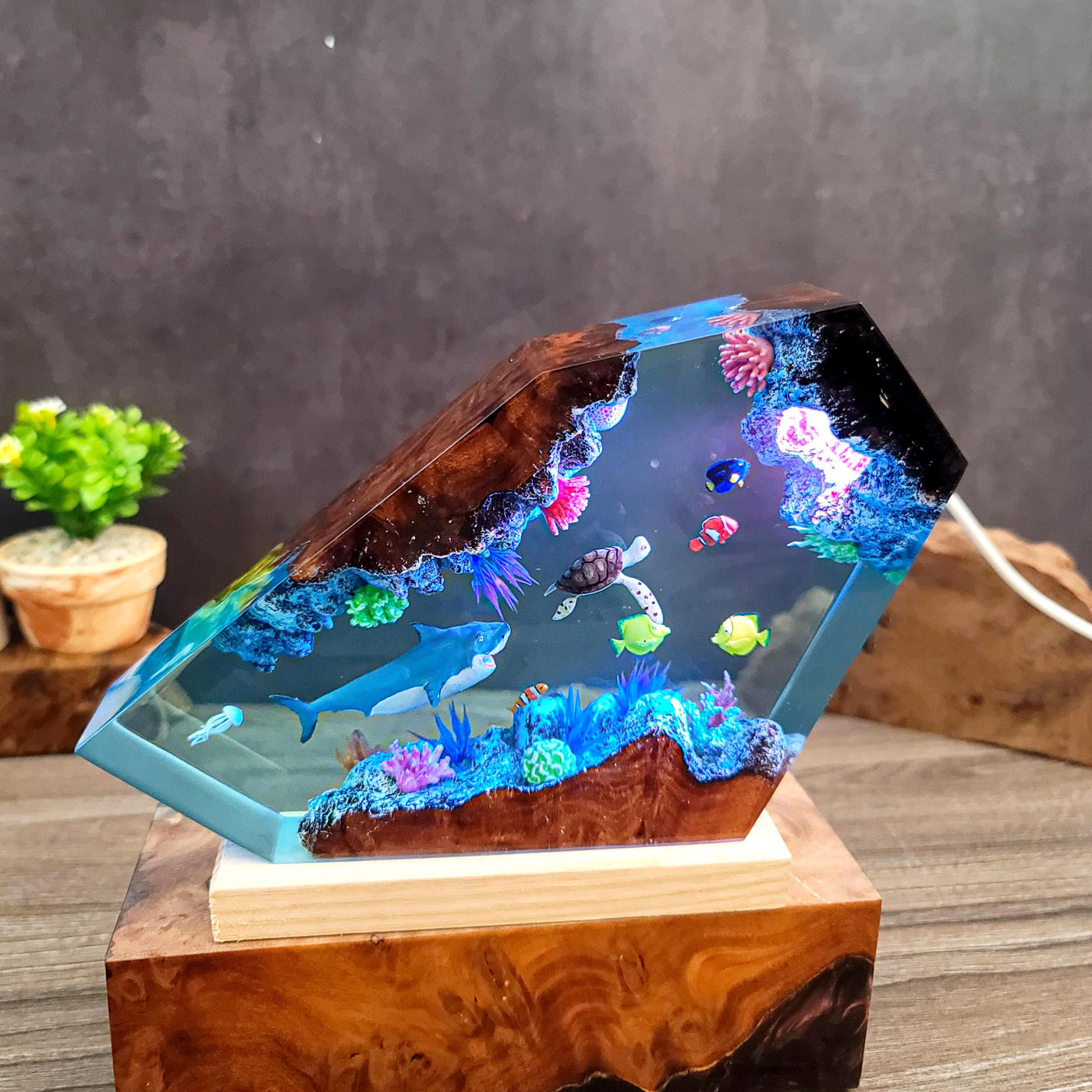 Ocean Resin Lamp with Sea Turtle