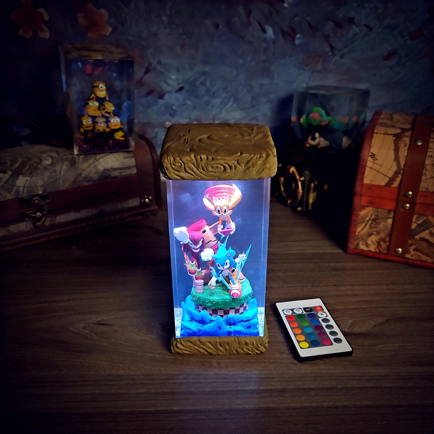 Sonic Resin Lamp