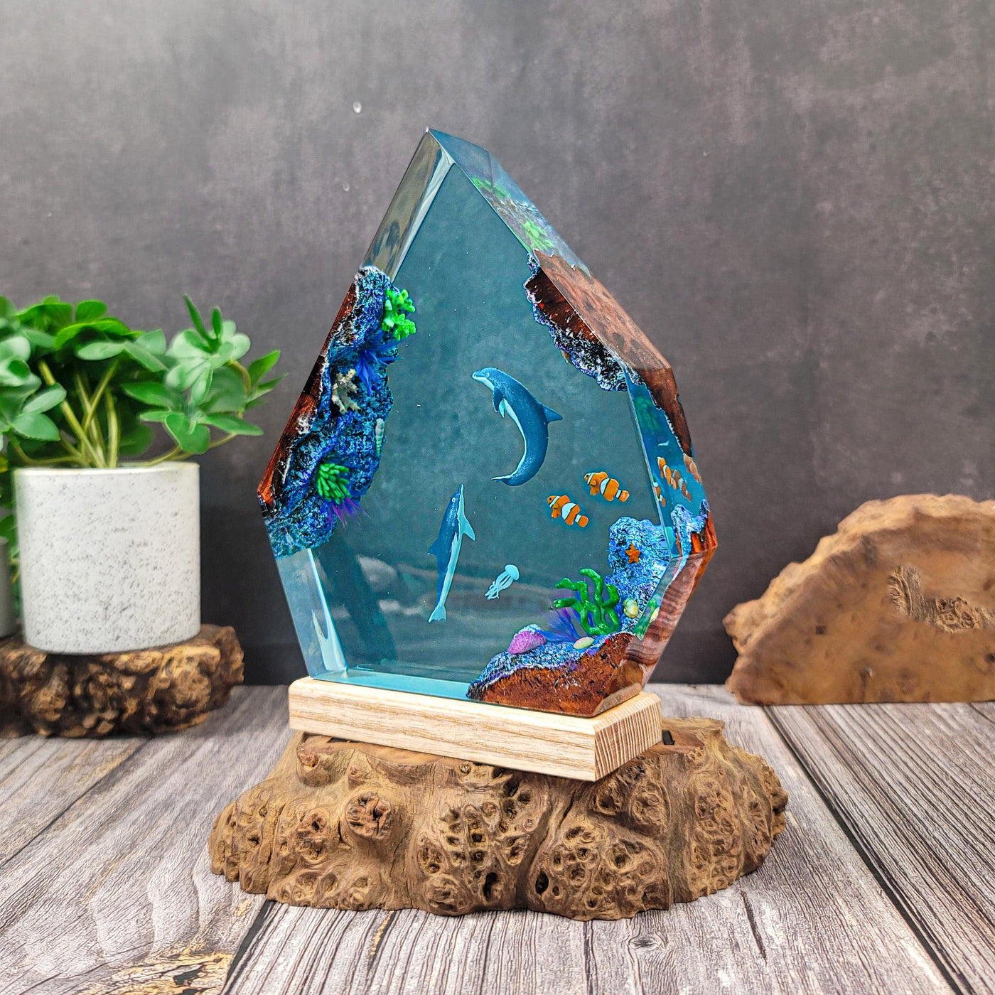Handmade Ocean Epoxy Lamp 2