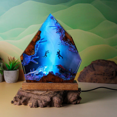 Kong vs Skar King Resin Lamp