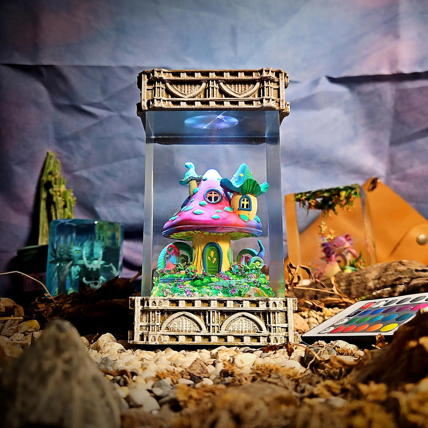 Mushroom house resin lamp