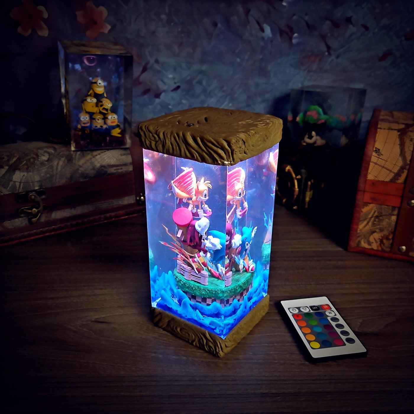 Sonic Resin Lamp