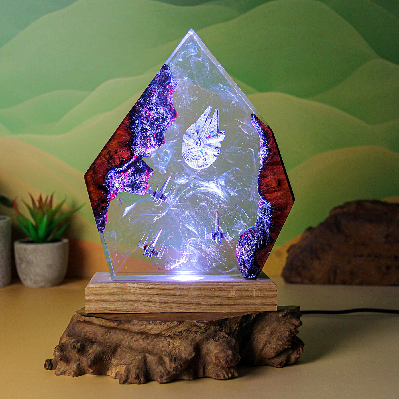 Falcon UFO Resin Lamp