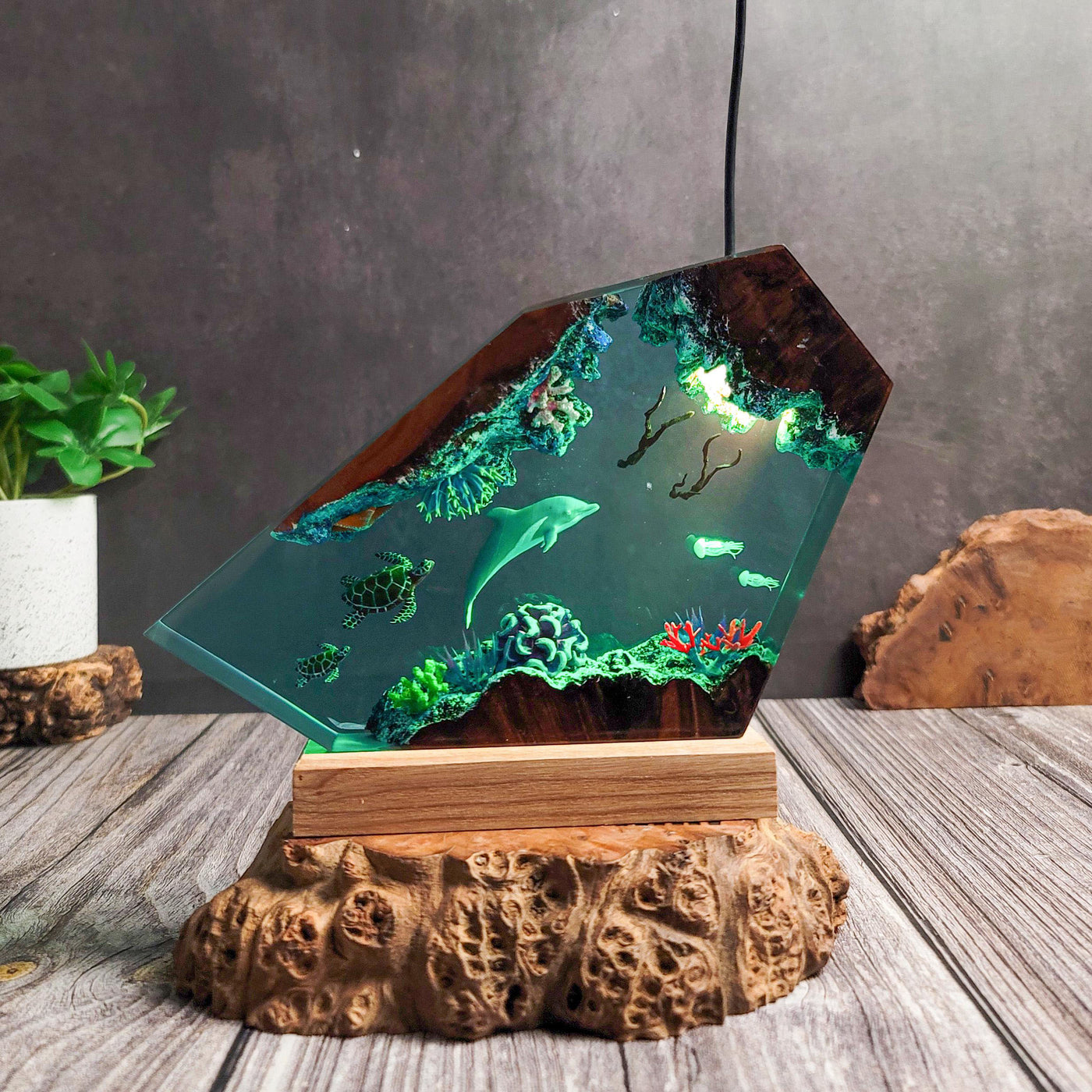 Ocean Dolphin Epoxy Lamp