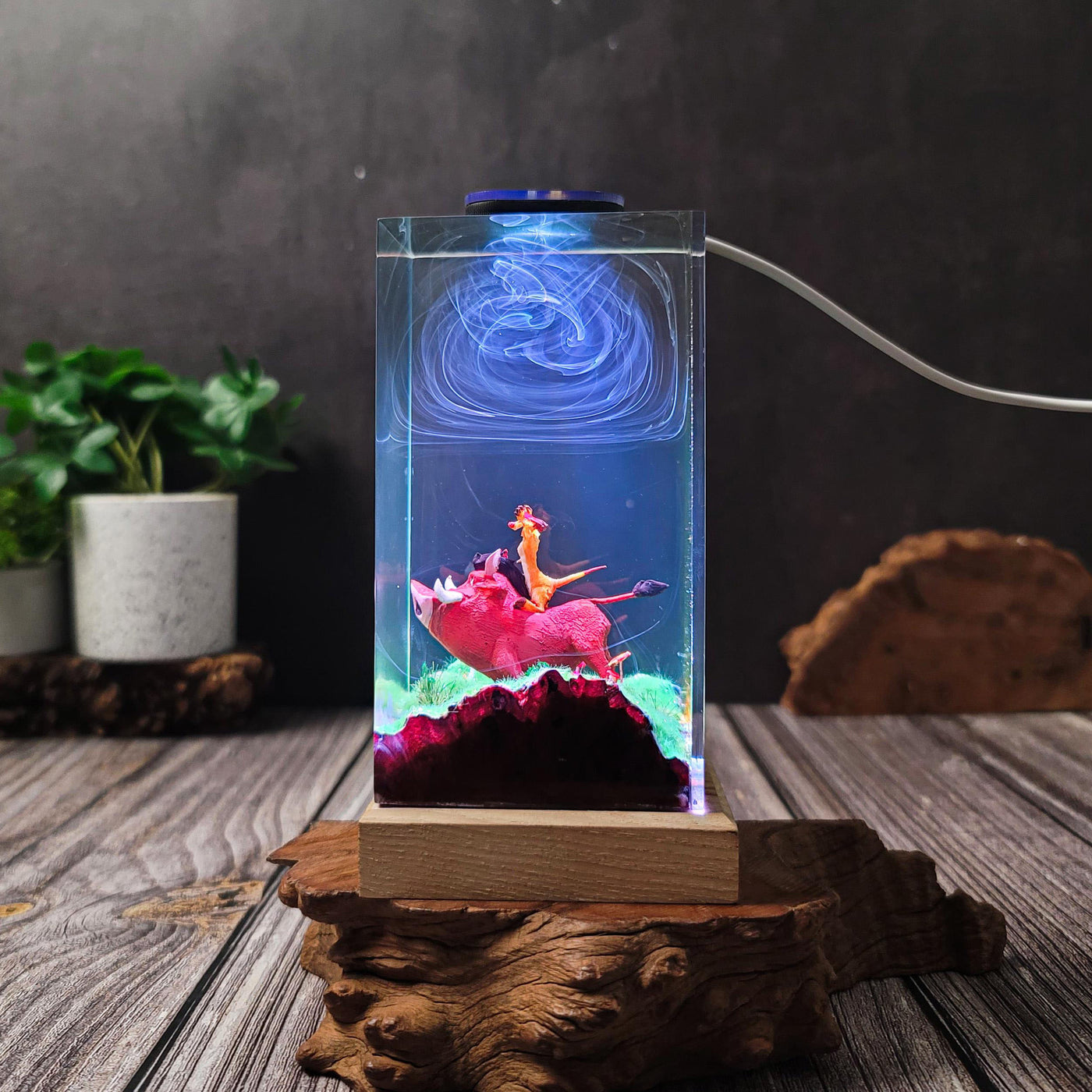 Jungle Animal Duo Resin Lamp