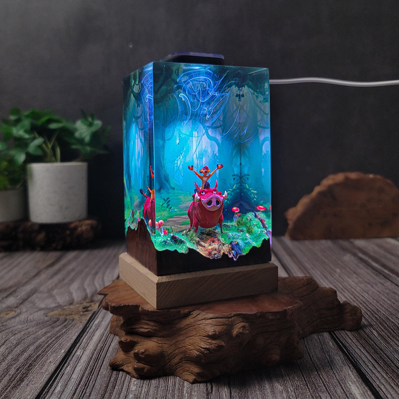 Jungle Animal Duo Resin Lamp