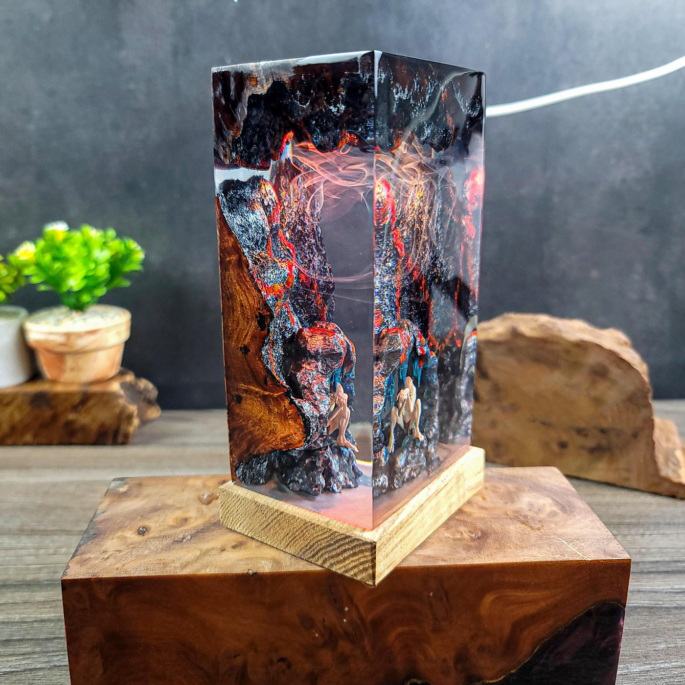 Gollum Resin Lamp