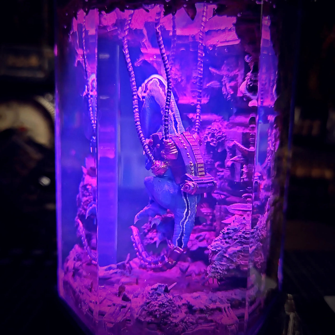 Velociraptor Jurassic Park Resin Lamp