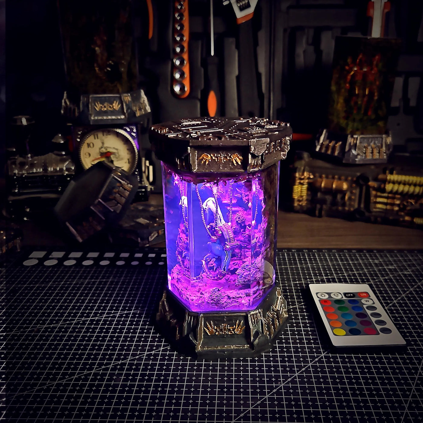 Velociraptor Jurassic Park Resin Lamp