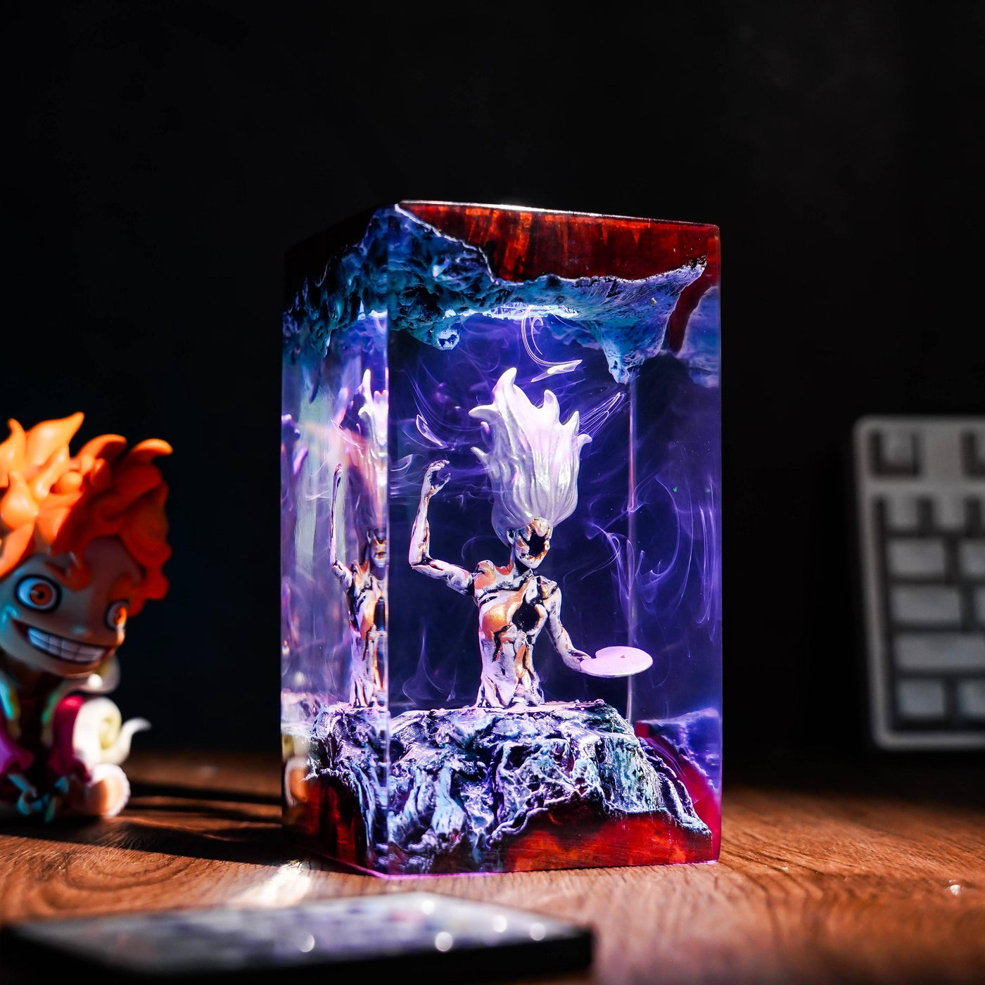Paintress Clair Obscur: Expedition 3 Resin Lamp