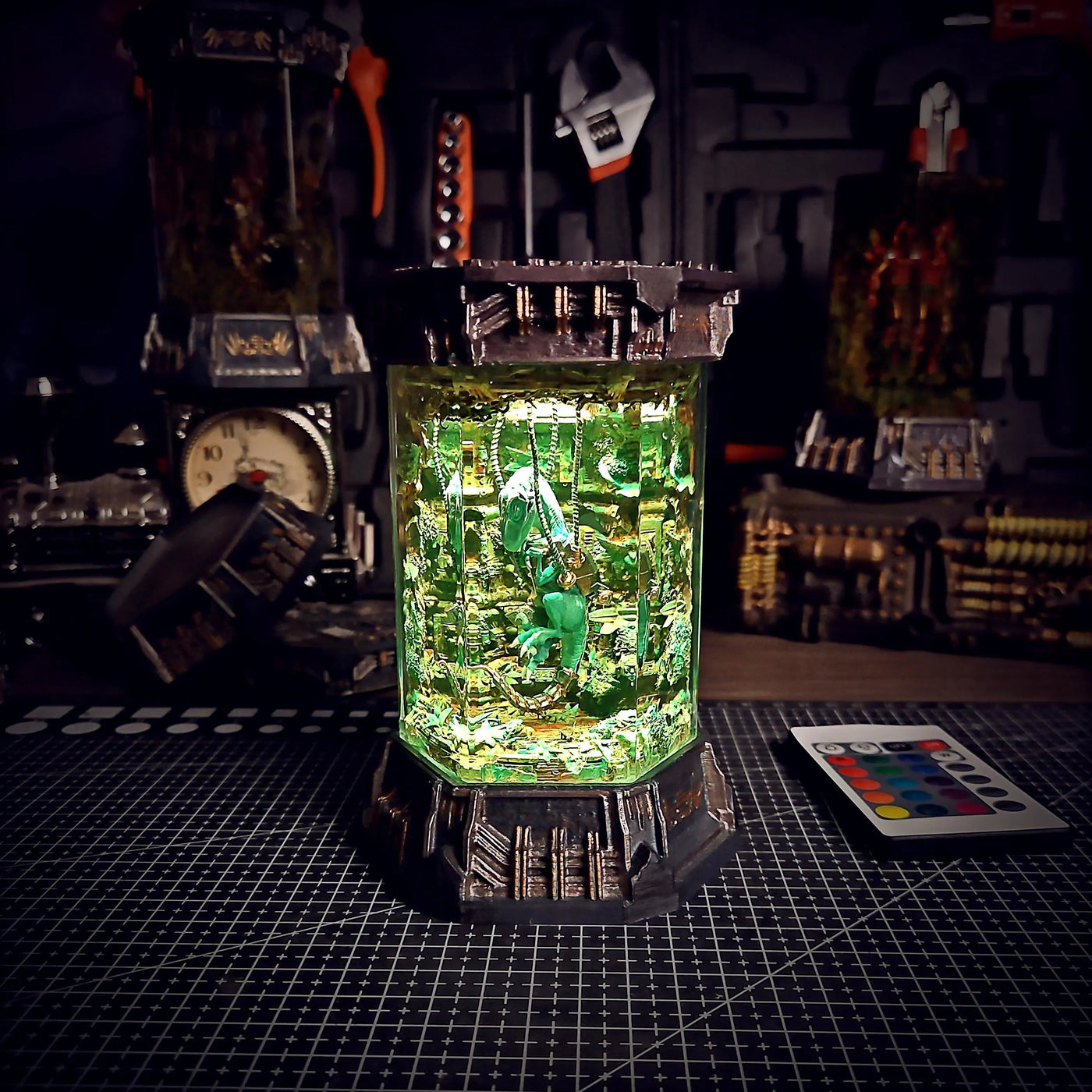 Velociraptor Jurassic Park Resin Lamp