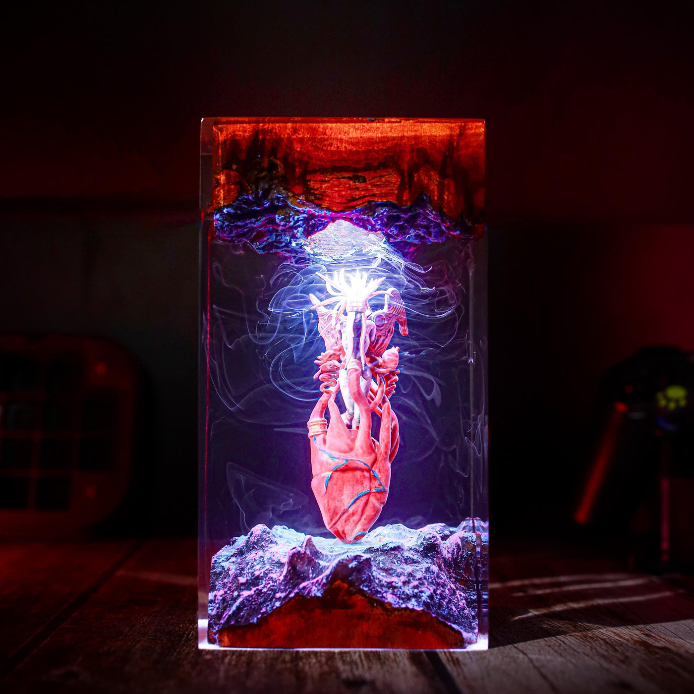 Jenova FF7 Final Fantasy Resin Lamp