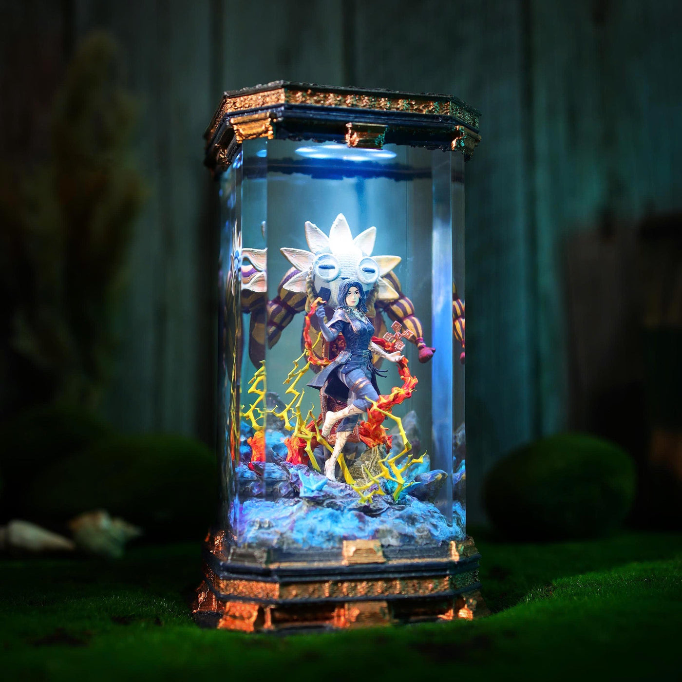 Lune Clair Obscur: Expedition 33 Resin Lamp