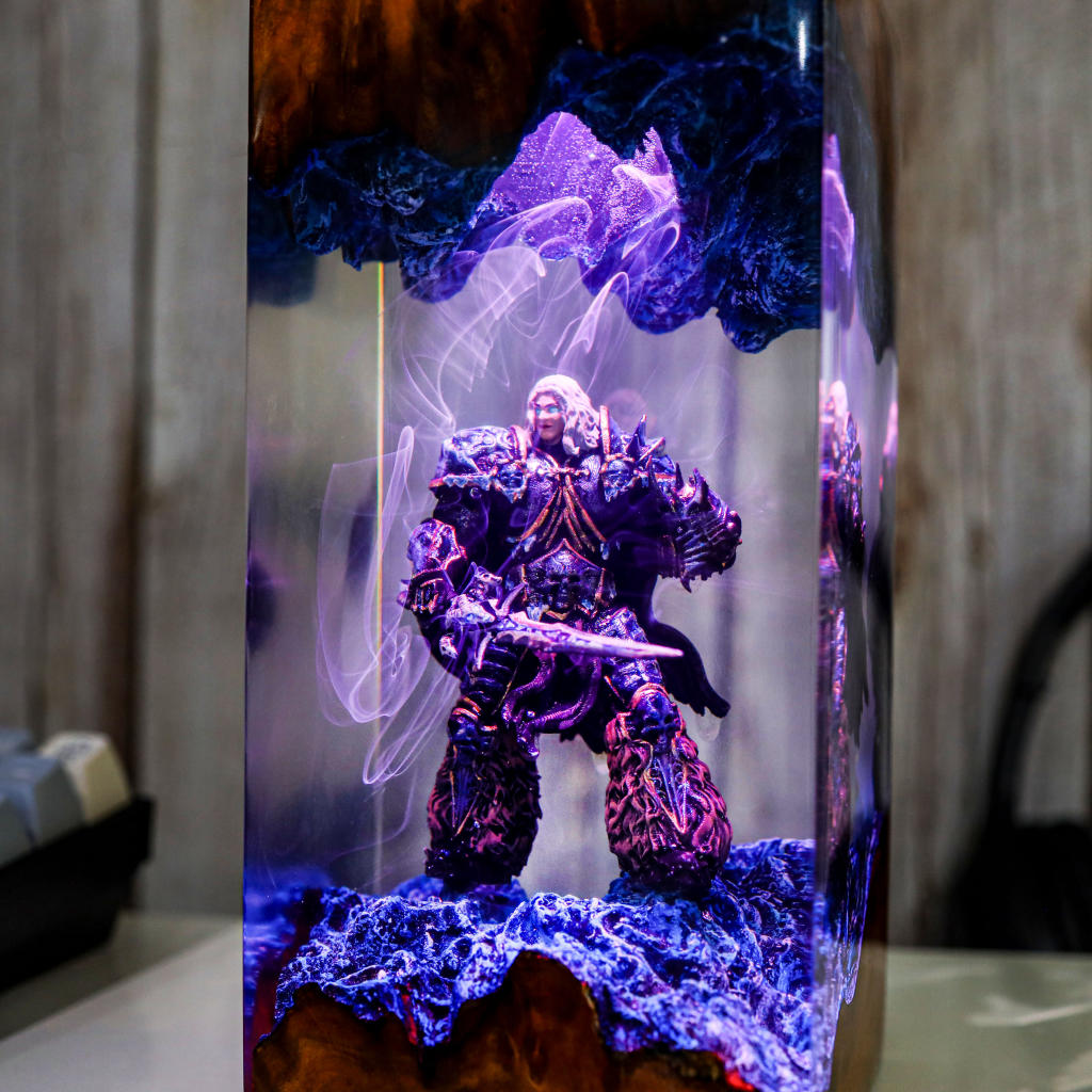 Arthas Menethil Warcraft Epoxy Night Lamp
