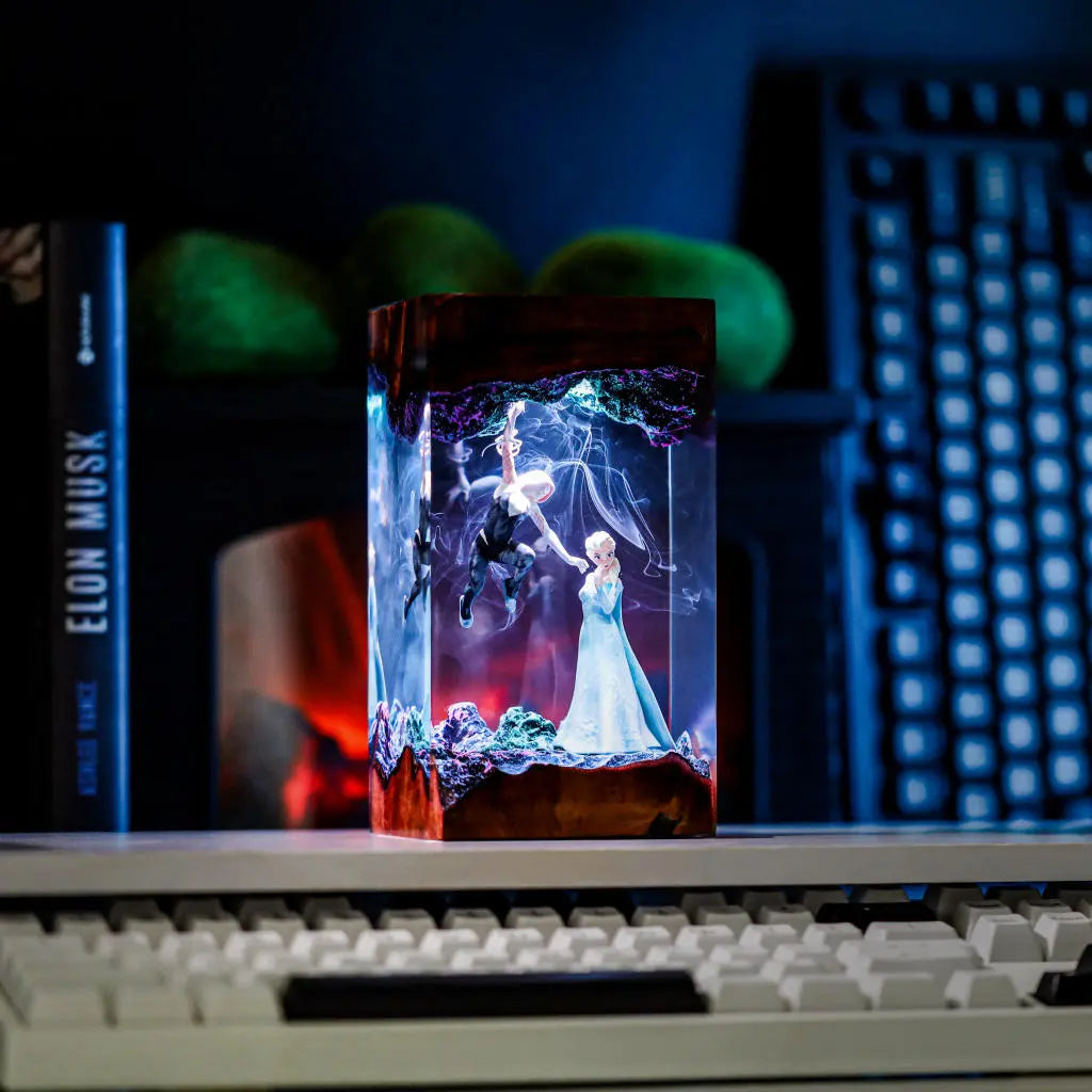 Frozen Elsa vs Spidergirl Resin Lamp