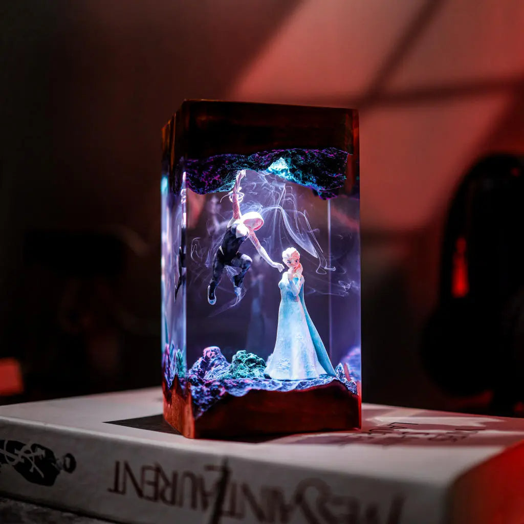 Frozen Elsa vs Spidergirl Resin Lamp
