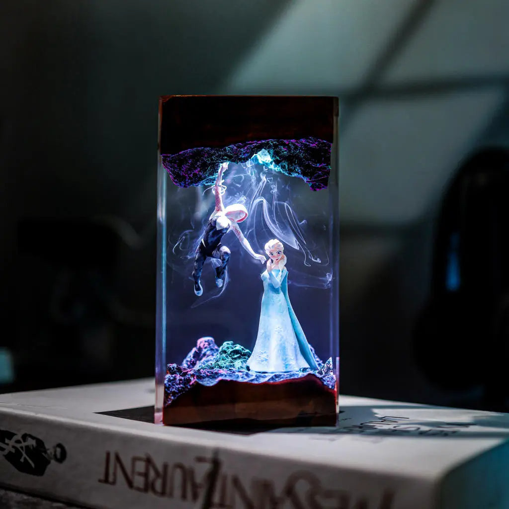 Frozen Elsa vs Spidergirl Resin Lamp