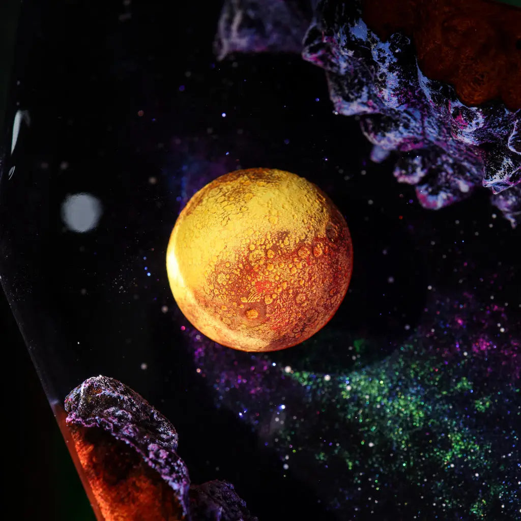 Rocinante The Expanse Resin Lamp