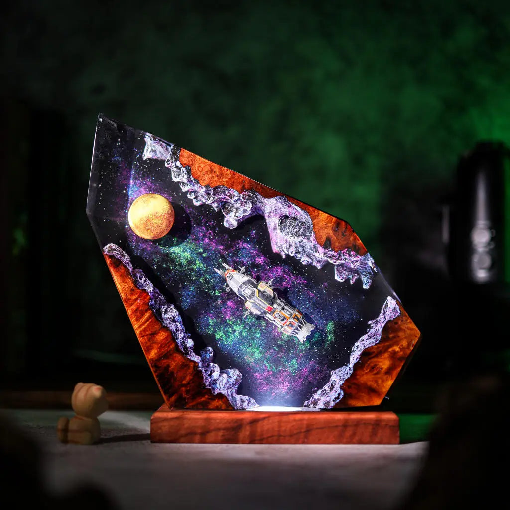 Rocinante The Expanse Resin Lamp
